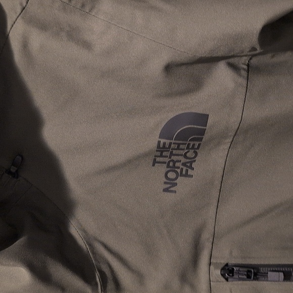 The North Face Men's Olive Jacket for ski or just to be warm. - Picture 3 of 5